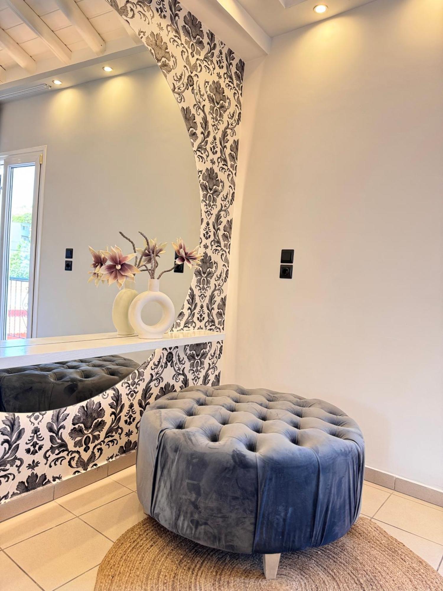 Orianna Suites Skiathos Экстерьер фото